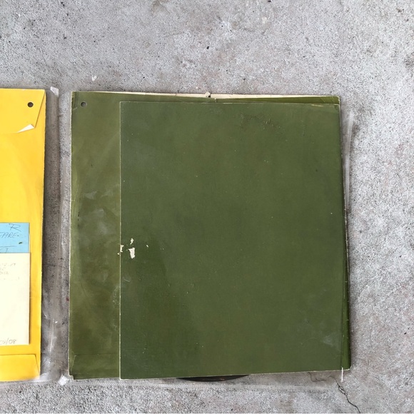 Living Shakespeare Vinyl Records Bundle - King Lear & Hamlet - Picture 6 of 6